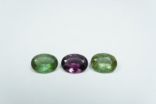2.74ct Turmalinas mix 7.5x5.5mm