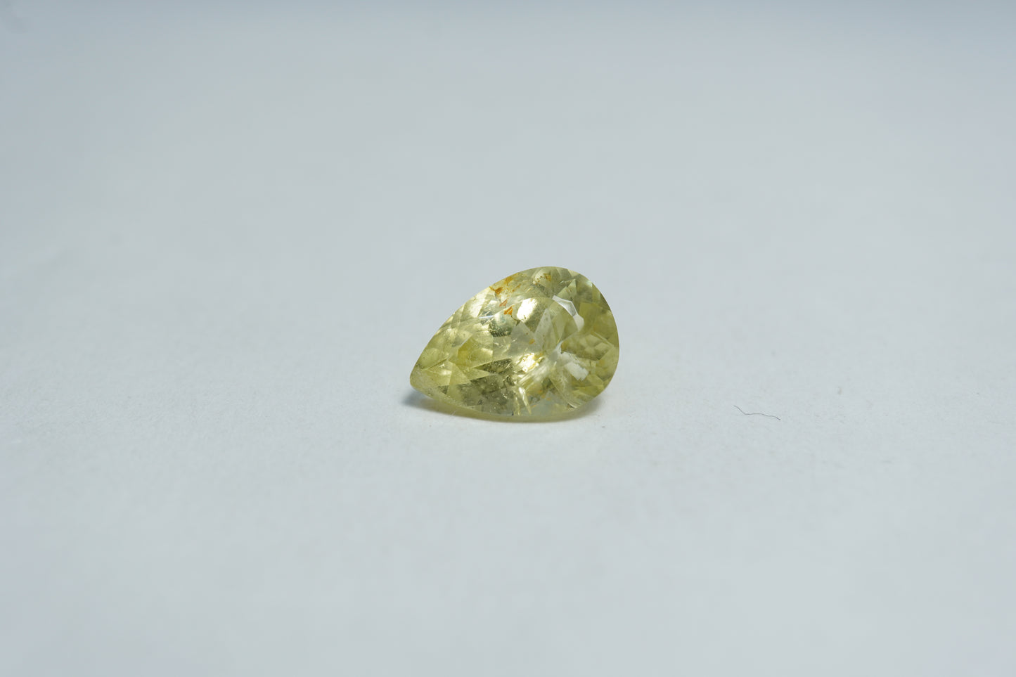 2.20ct Crisólita 10x7mm
