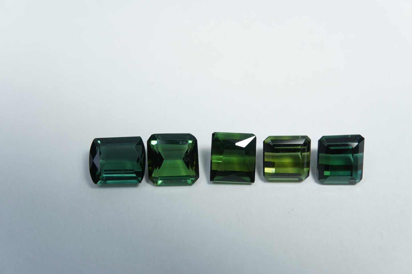 5.55ct Turmalinas 6.5x5.5mm / 6x5mm / 6x5mm/ 5.5mm / 6mm