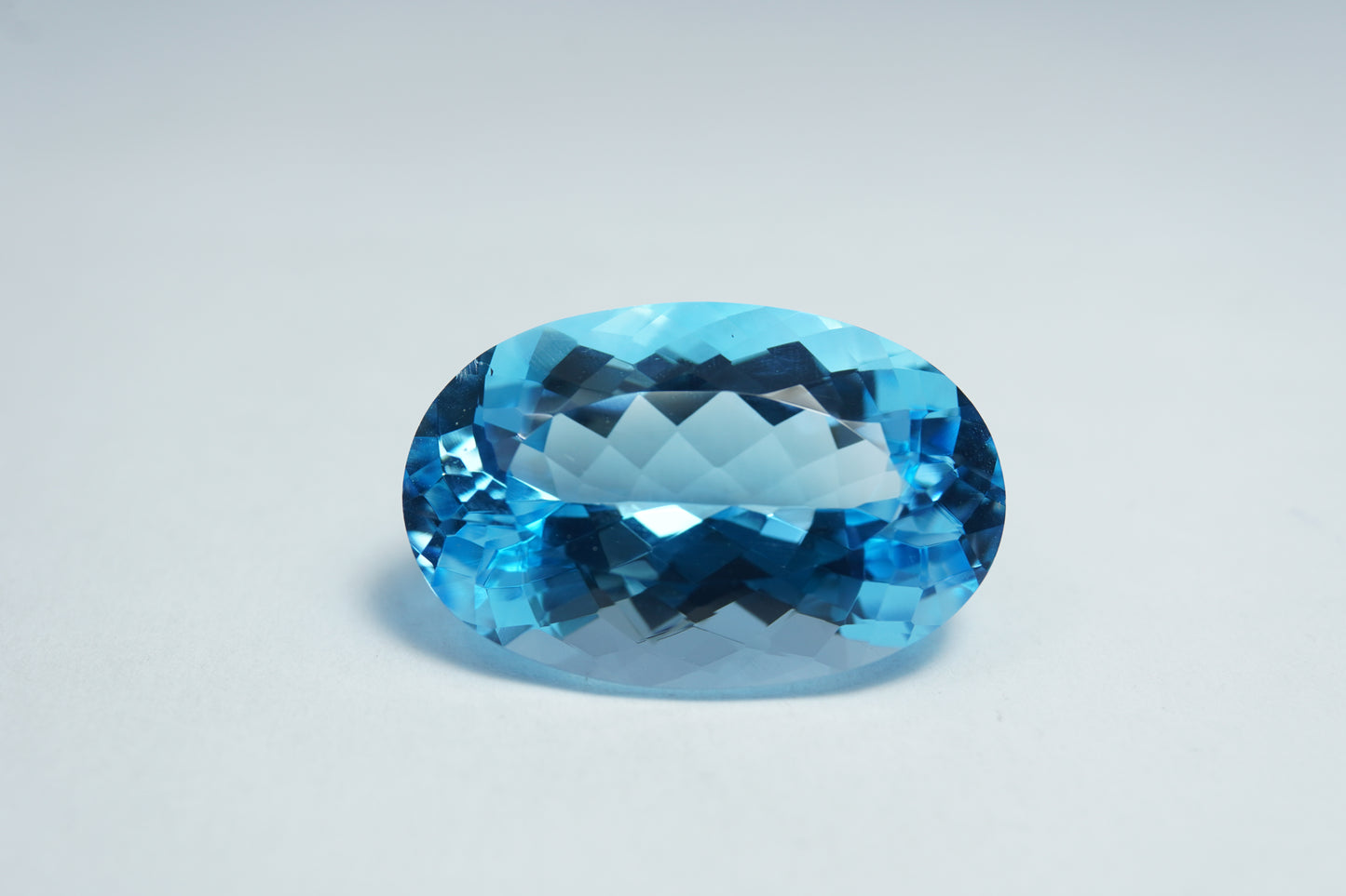 27.70ct Topaz 23x15mm