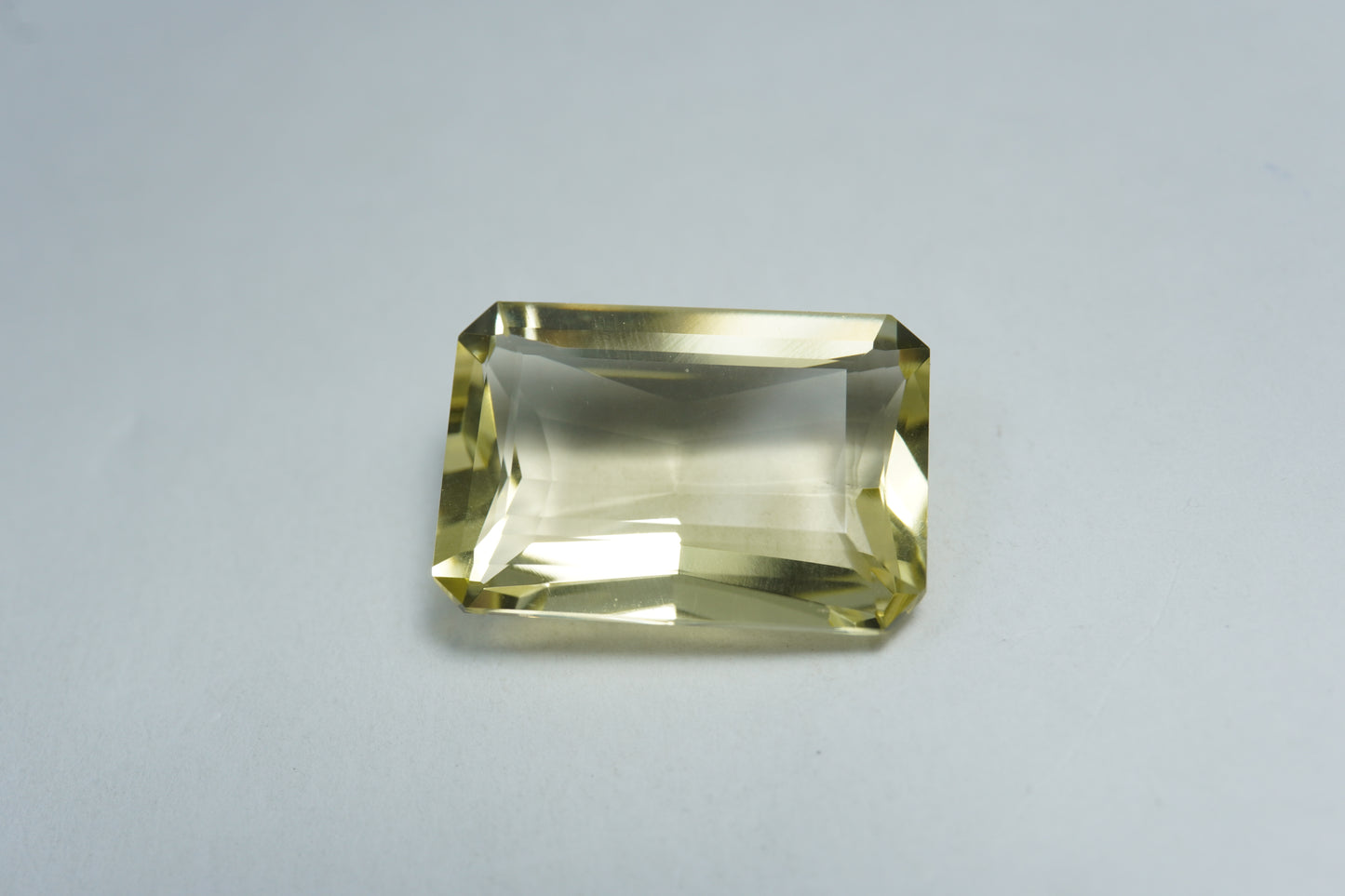 16.70ct Green gold 20x14mm