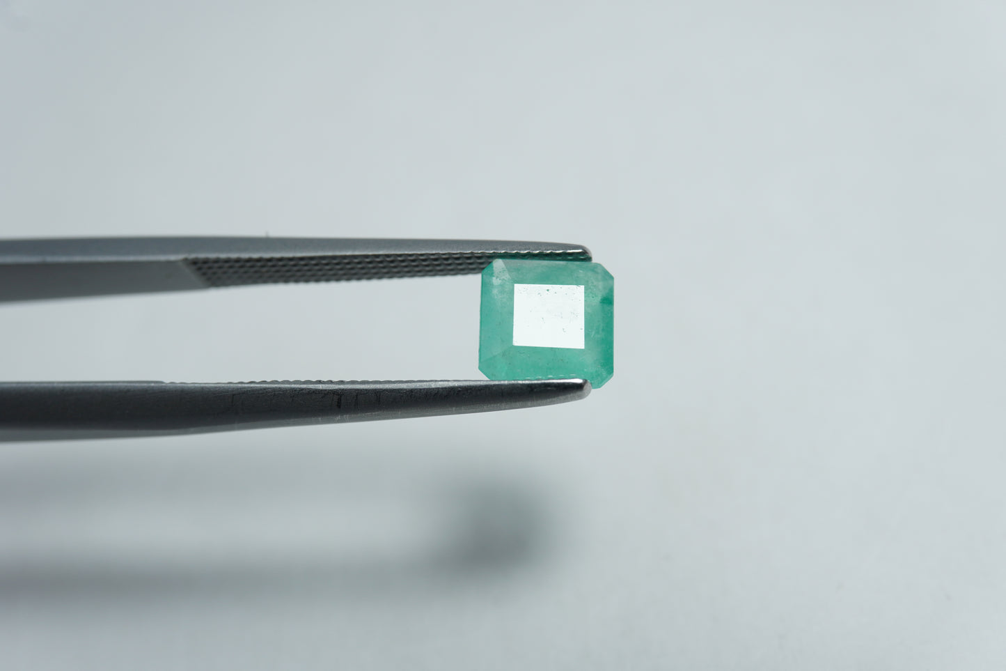 0.65ct Esmeralda 6mm