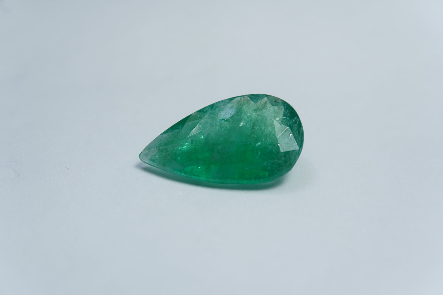 5.85ct Esmeralda 18x11mm