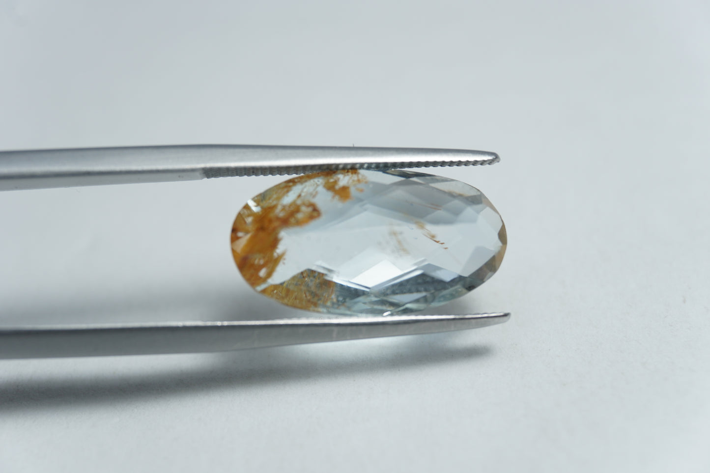8.20ct Topázio de cor natural 17x9mm