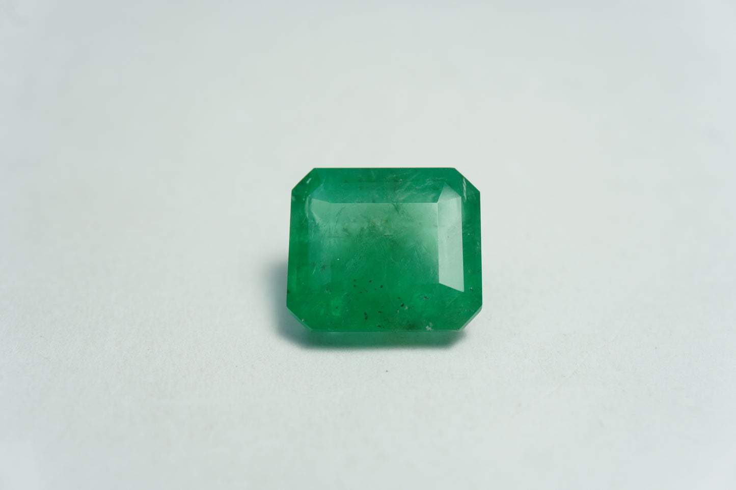 7.43ct Esmeralda 12x11mm