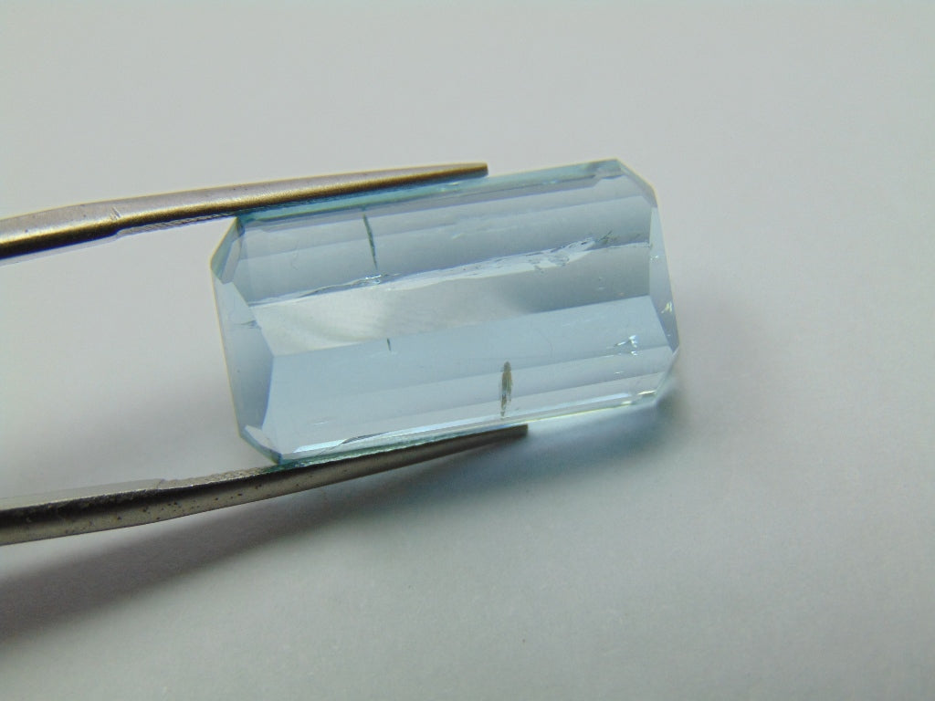 18.30ct Aquamarine 22x12mm