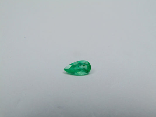 0.65ct Emerald 8x4mm