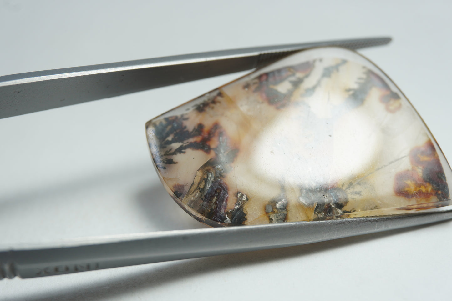 30.70ct Dendrite 34x23mm