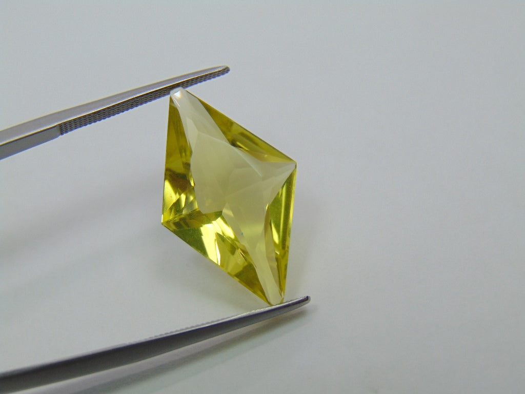 8.35ct Green Gold 24x15mm