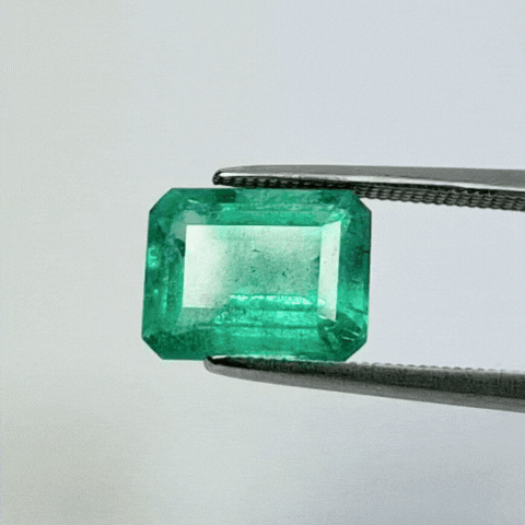 3.20ct Emerald 10x8mm
