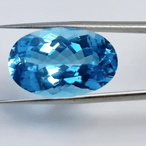 34.10ct Topázio 24x16mm