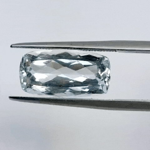 5.60ct Água-marinha 16x8mm