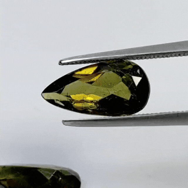 4.50ct Andalusita Par 13x7mm