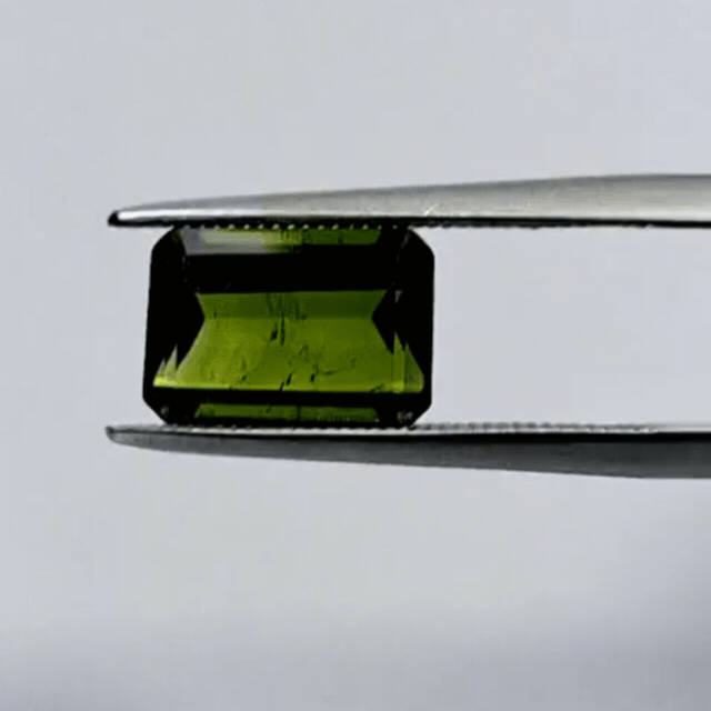 2.43ct Turmalina 10x7mm