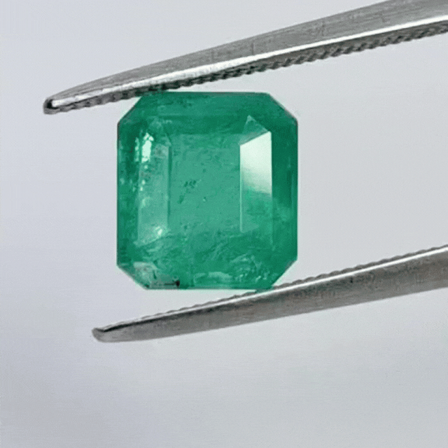 2.28ct Esmeralda 8x7mm