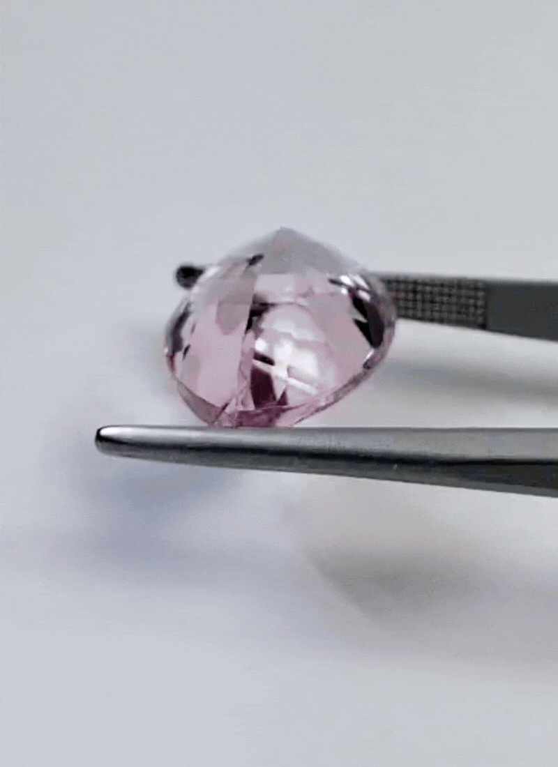 13.40ct Kunzita 13x8mm