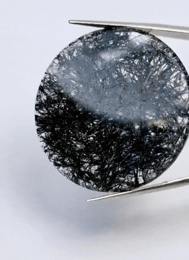 43.25ct Quartzo Com Inclusão 34mm