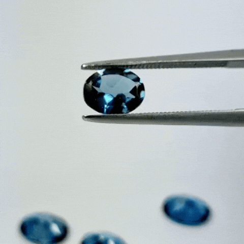 4.84ct Topaz London Blue 7.5x6mm