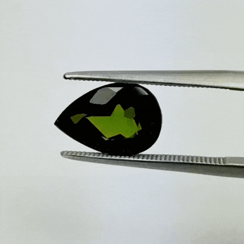 3.60ct Turmalina 12x8mm