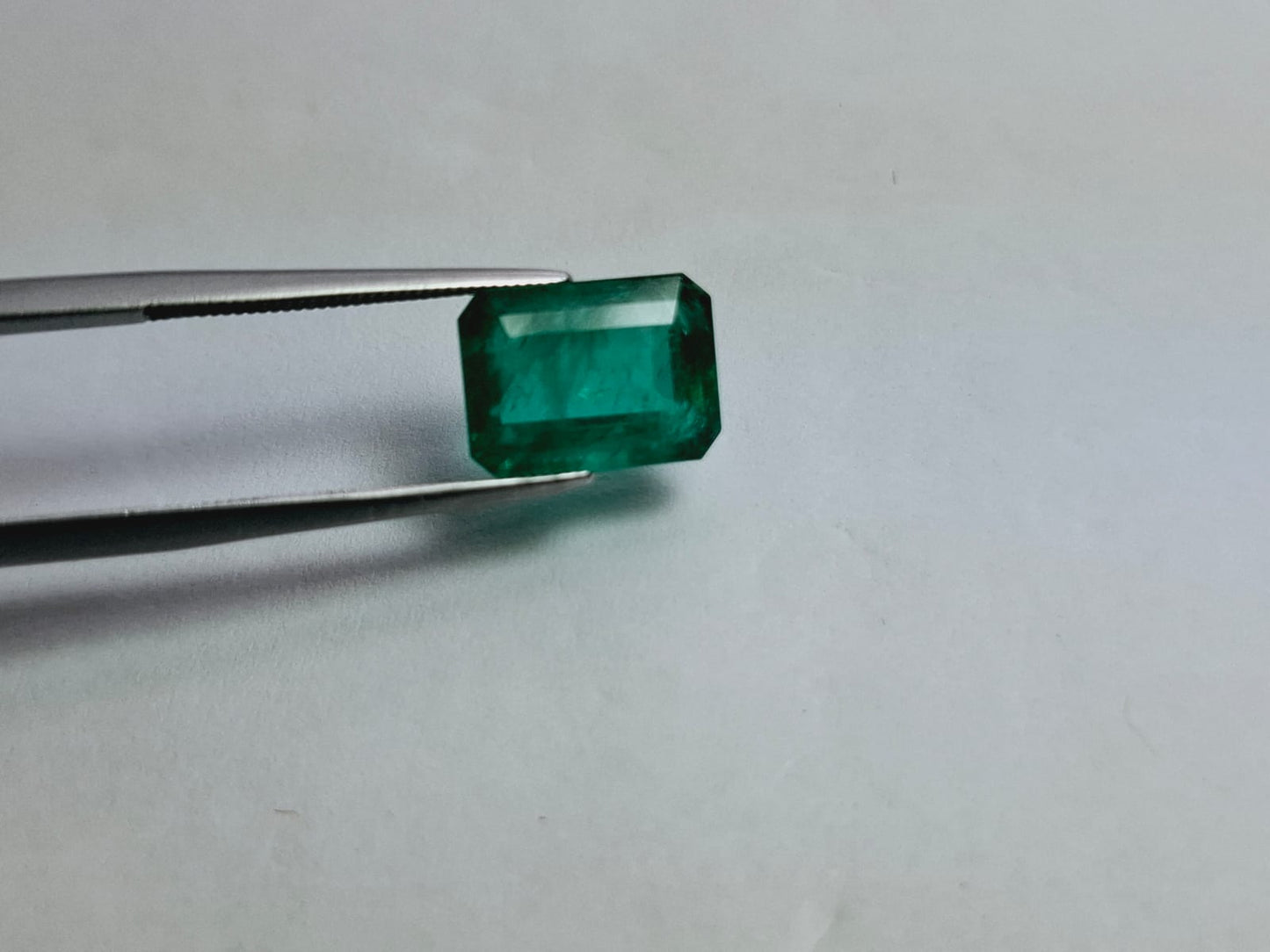 3.98ct Esmeralda 11x8mm