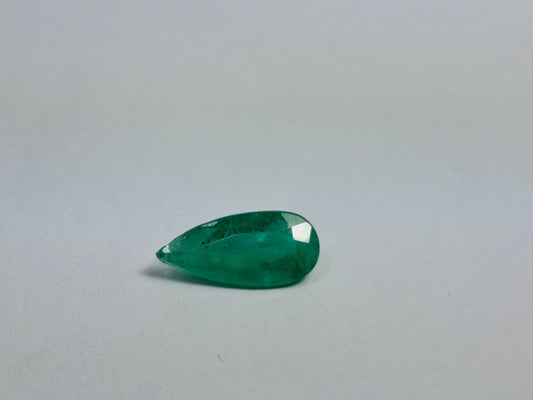 2.42ct Esmeralda 15x6.5mm