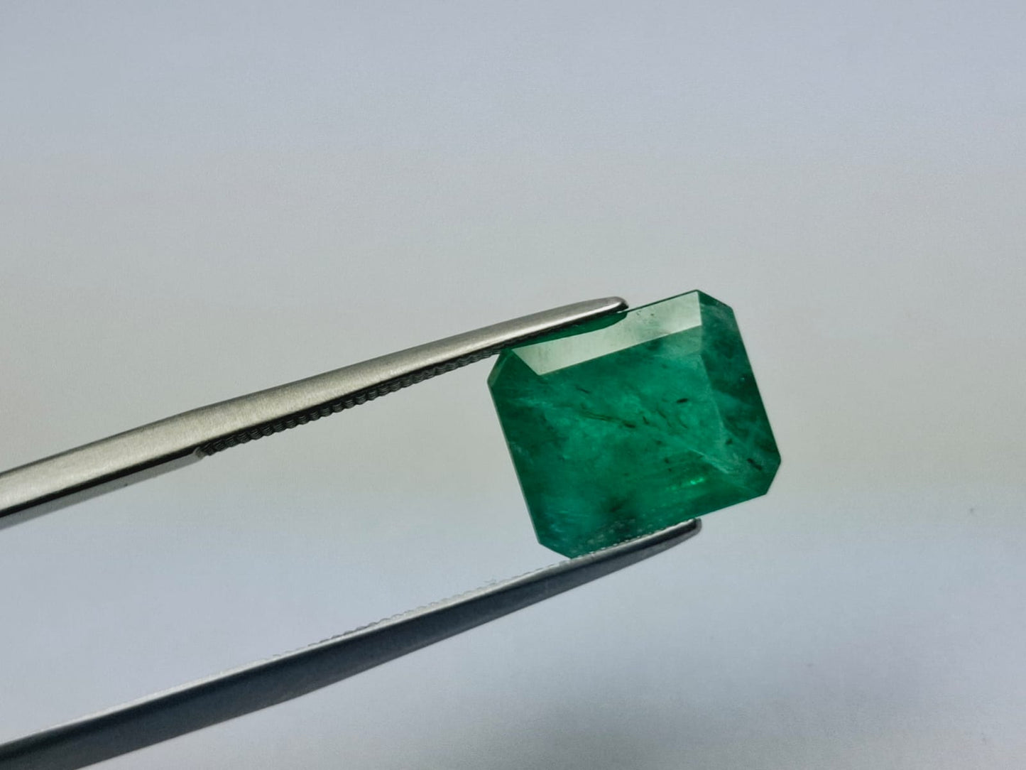 4.29ct Emerald 11x9mm