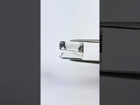 4.30ct Quartzo cristal 12x9mm