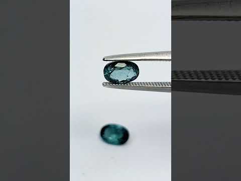 1.38ct Turmalina 6x4mm