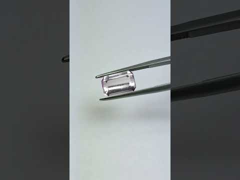 3.38ct Kunzita 11x7mm