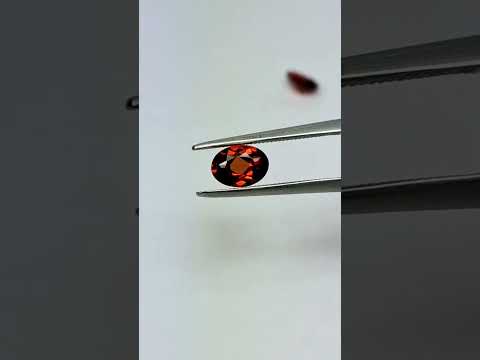 5.35ct Espessartitas 7x5mm
