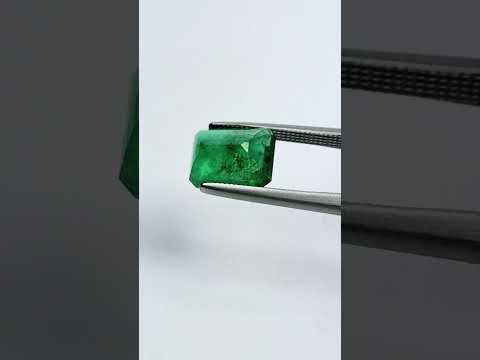 2.20ct Esmeralda 9x7mm