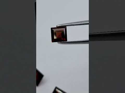 4.35ct Granada pares 6mm/5mm