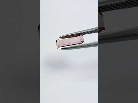 1.60ct Turmalina 11x5mm