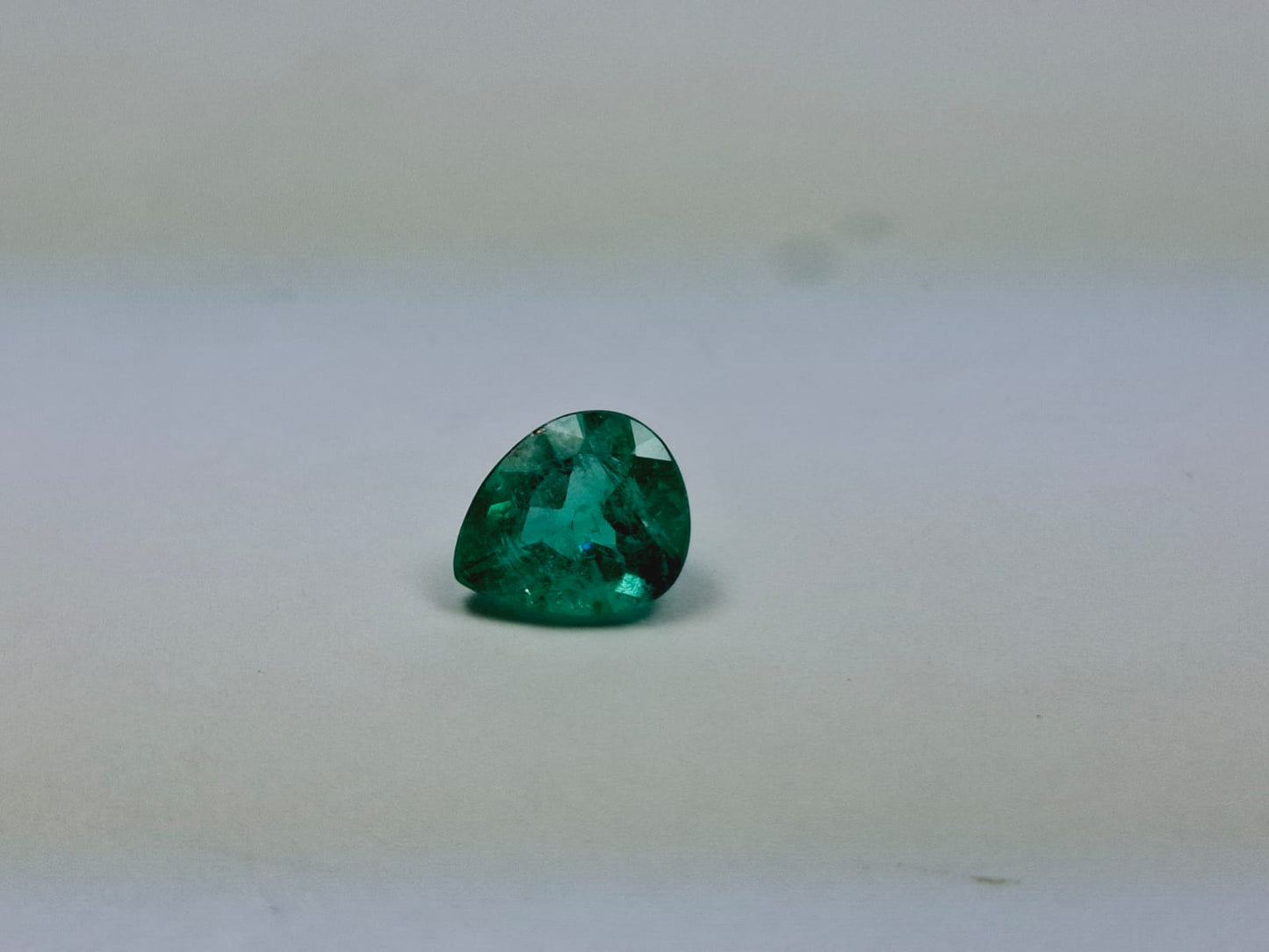 1.93ct Esmeralda 9x7.5mm