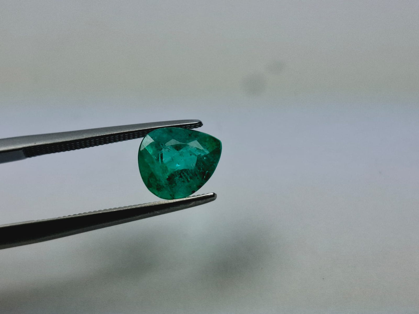1.93ct Esmeralda 9x7.5mm
