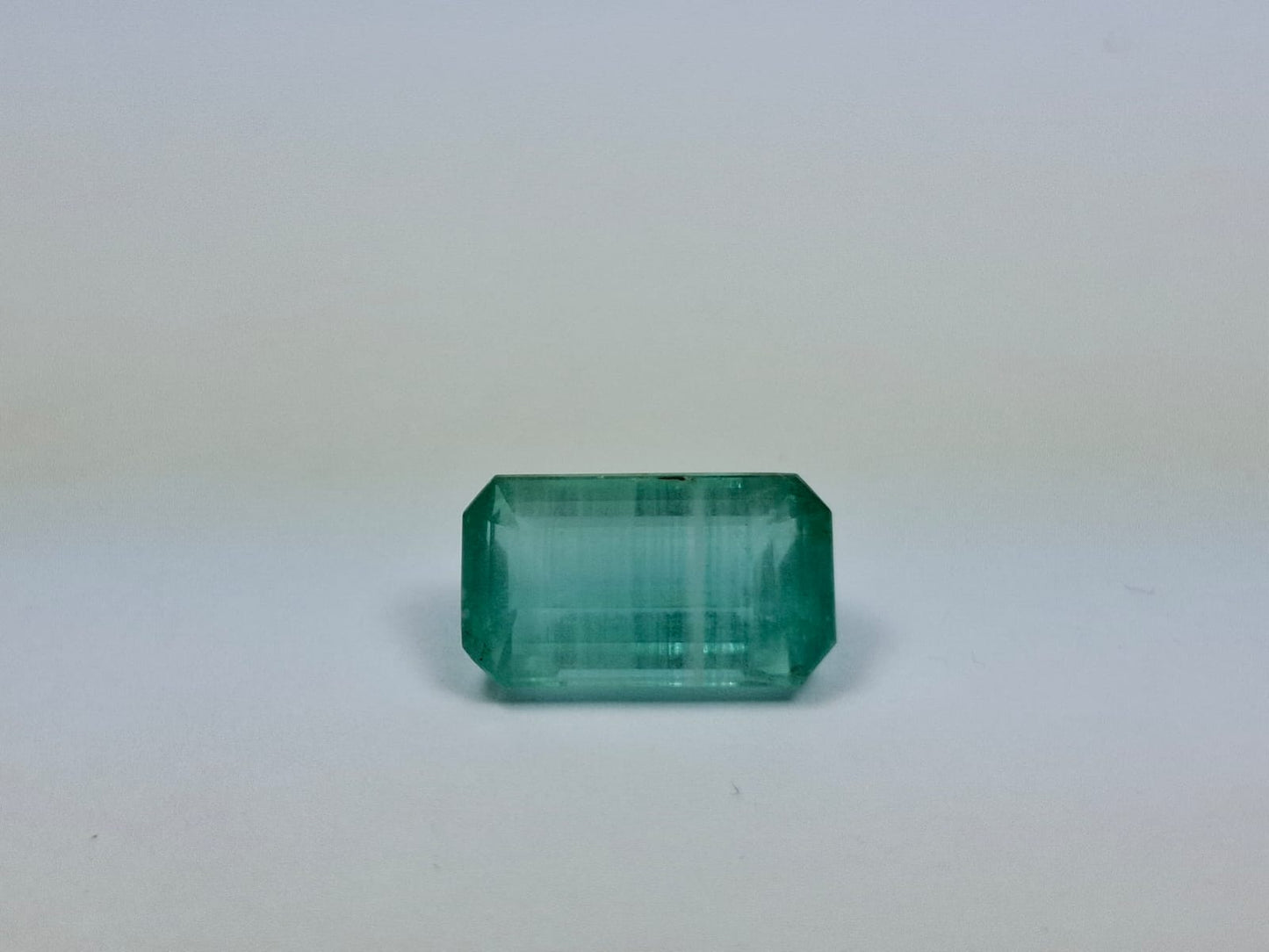 4.90ct Esmeralda 13x8mm