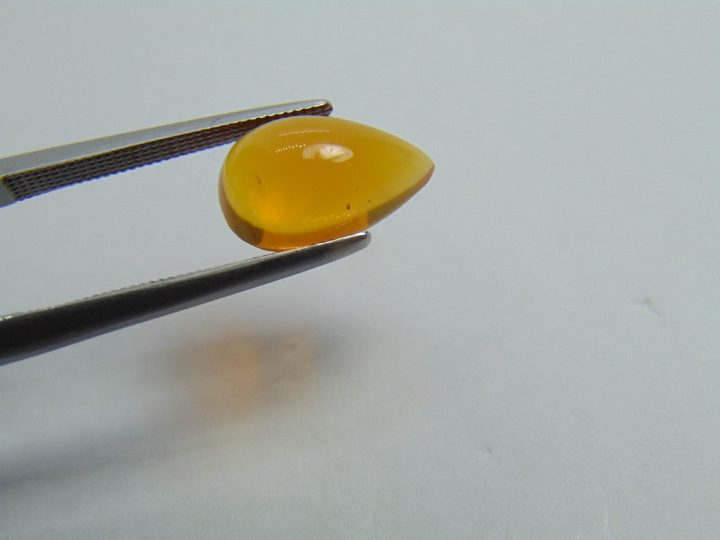 Cabochon de opala de fogo 2,10 ct 12x7 mm