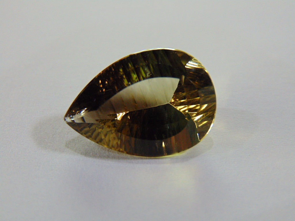 18.20ct Quartz (Green Gold)