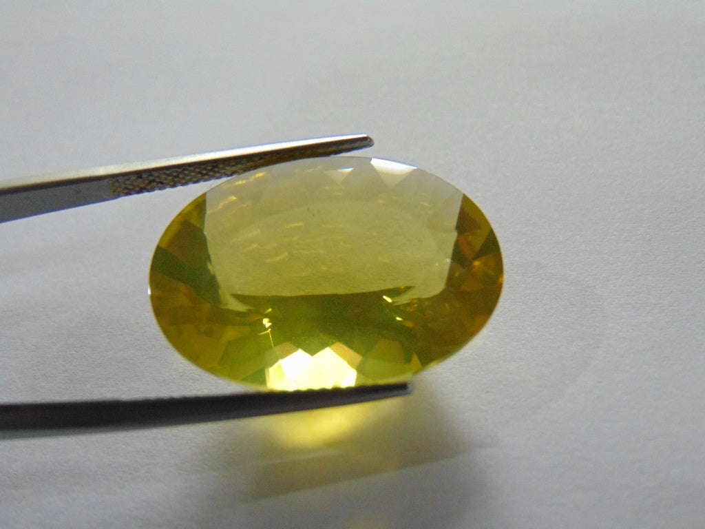 Ouro Verde 23,60 quilates 25x18mm