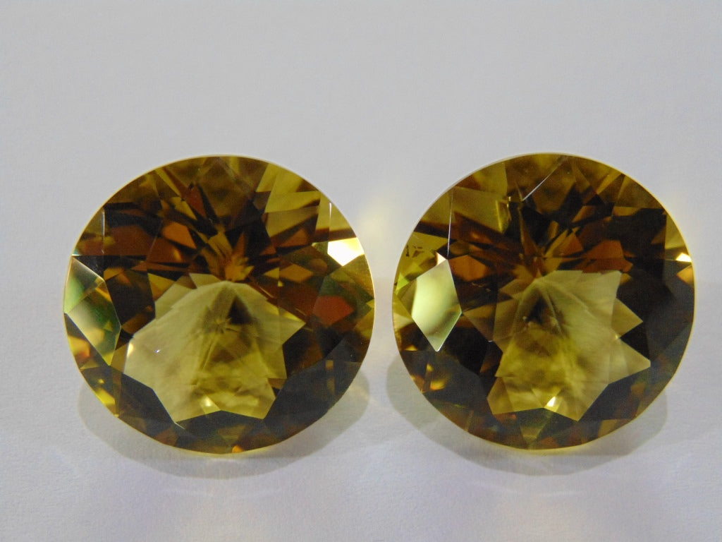 67.90ct Green Gold 22mm