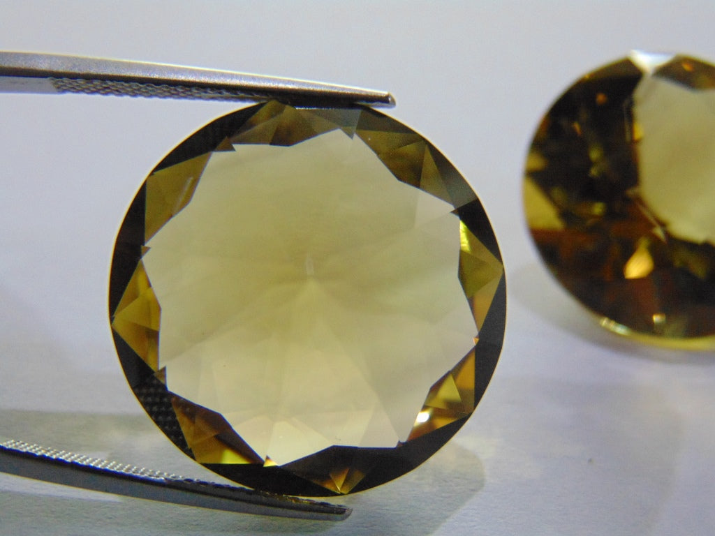 67.90ct Green Gold 22mm