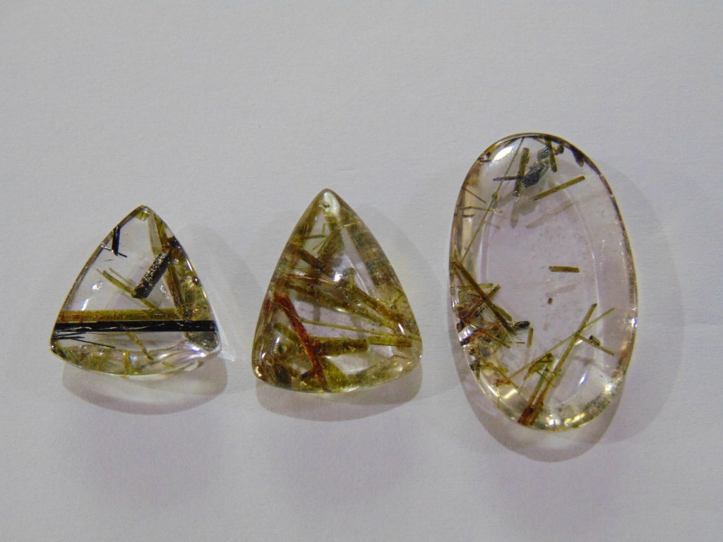 Quartzo 61,90ct (Epídoto)