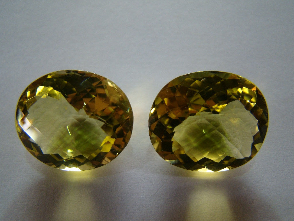 37ct Quartz (Green Gold) Pair