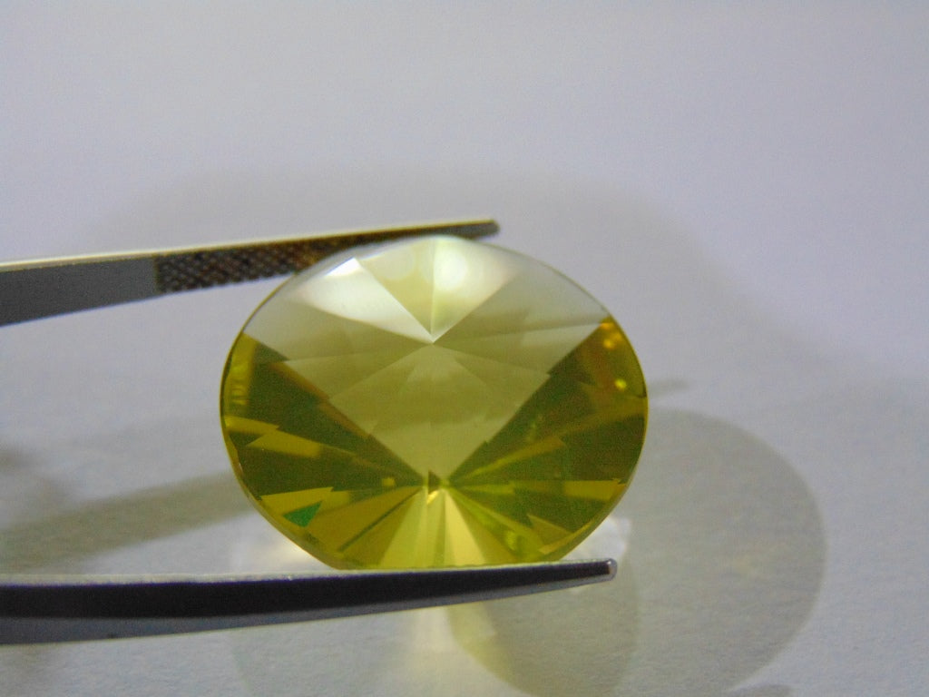 Quartzo 27 quilates (ouro verde)