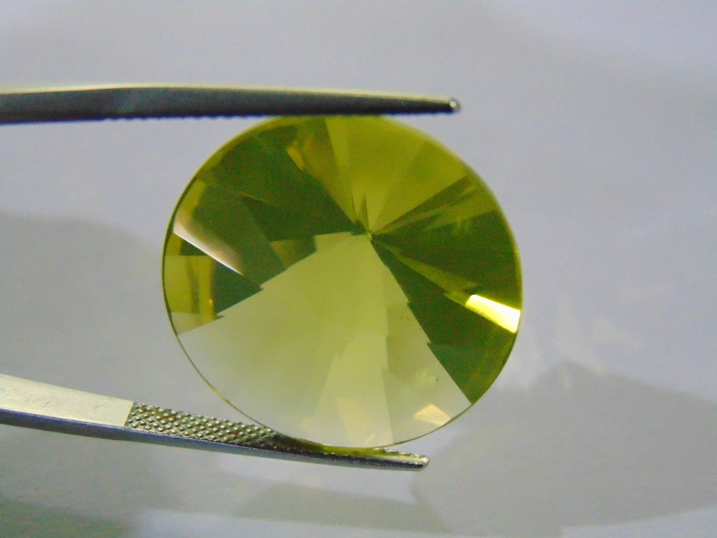 27ct Quartz (Green Gold)