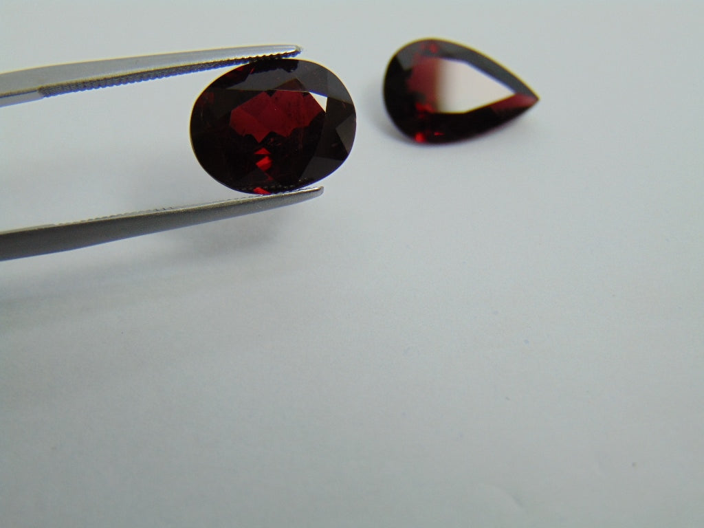 9ct Garnet 13x9mm 12x9mm