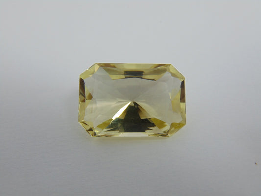 Quartzo de 35,40 cts (ouro verde)