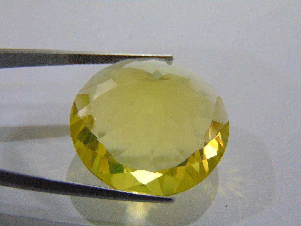 Ouro Verde 46,10 quilates 26 mm