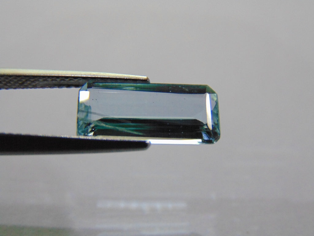 Água-marinha de 2,20 ct (com agulhas)