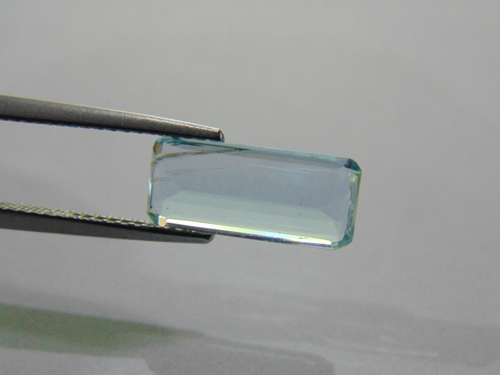 Água-marinha de 2,20 ct (com agulhas)